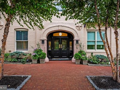 327 Warren Ave Unit J