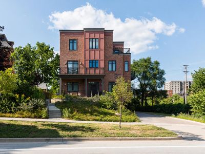 318 W Liberty St #101