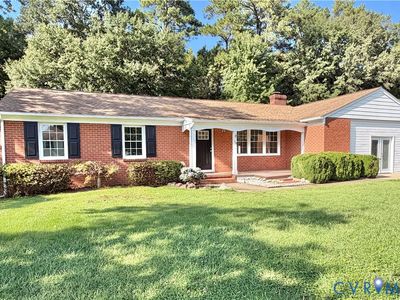 110 Hampton Dr