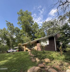 5704 Rockhaven Rd