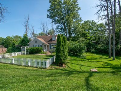 408 E Main St