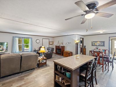 2060 Clearwater Forest Dr