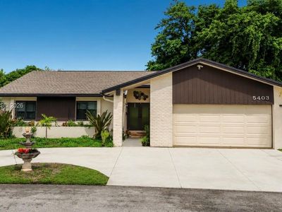 5403 Bayberry Ln