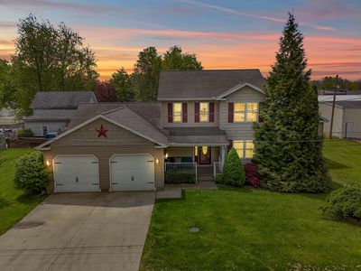 9049 Hamilton Rd