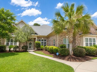 9800 Plumfield Ct.