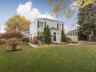 8120 N Washington St