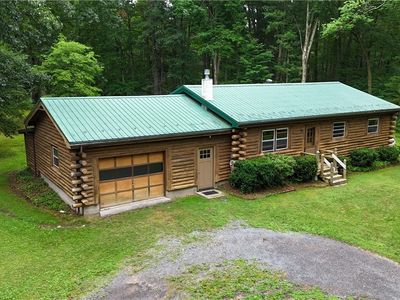 2223 Whispering Pines Ln