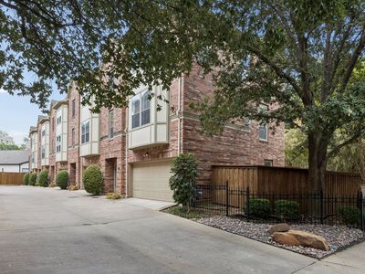 3610 Gillespie St APT 1
