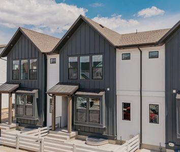 2940 N Lone Pine St #663