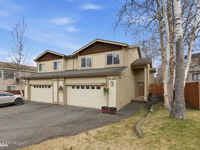 2123 E 74th Ave