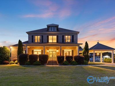 272 Maple Rd