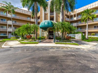 7623 Southampton Ter #112