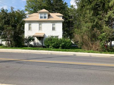 1087 Maple Ave