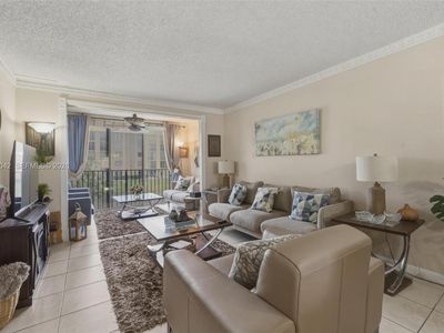 7740 NW 50th St APT 201