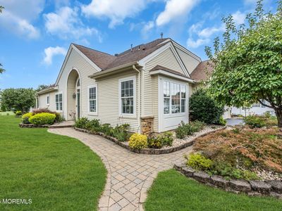 6 Avalon Court