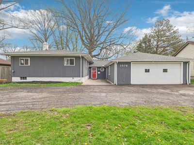 1579 Canterbury Rd