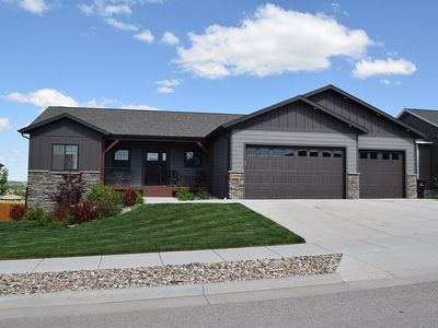 4444 Vinecliff Dr