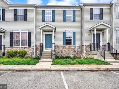 1905 Jamestown Ln #1905