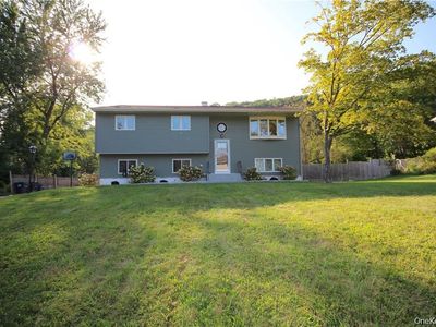352 Lake Shore Drive