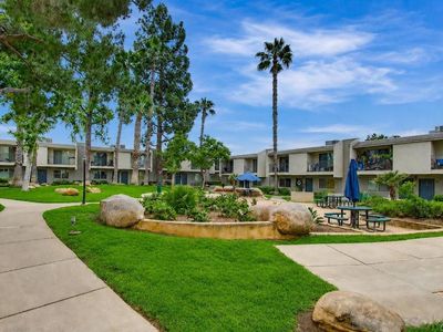 1045 Peach Ave Unit 8