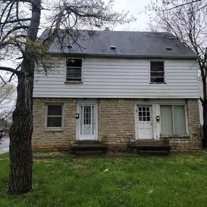 787-789 Whitethorne Ave
