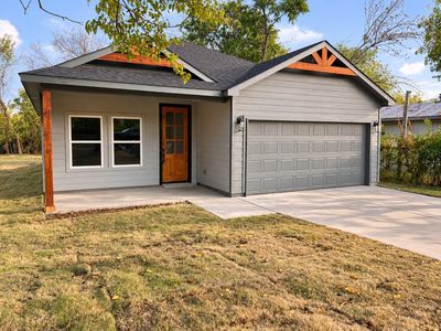 Property at 907 Travis Ave, Alvarado, TX
