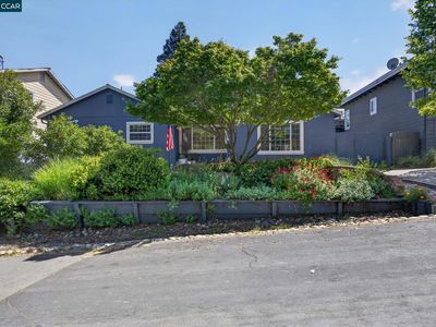 914 Vine Ave