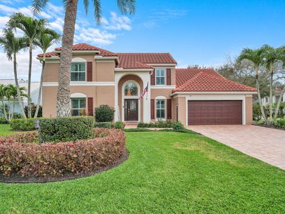 1008 Pine Lake Circle