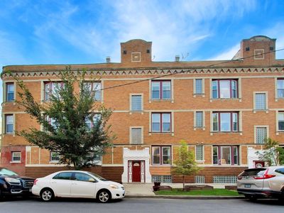 1351 N Washtenaw Ave #1