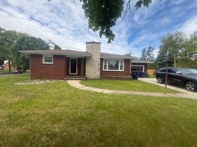 820 Cedar Ave