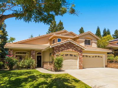 636 Dunhill Dr