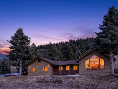 100 Mountain Circle Dr