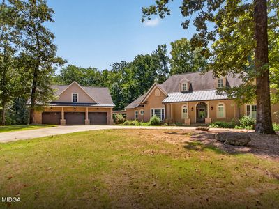 210 Loraine Forest Dr