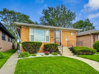 295 Prairie Ave
