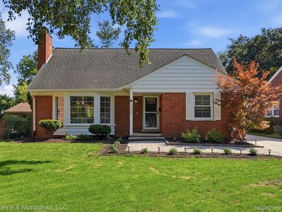 1327 Alicia Ct