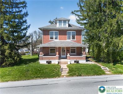 4243 Main St