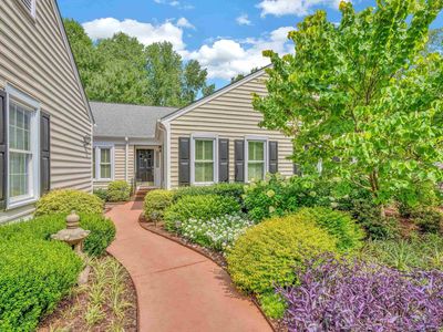 1270 Shadow Way