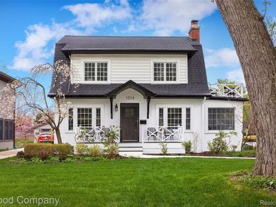 1514 Sunset Blvd