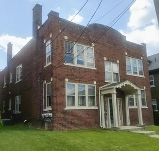 169 E Arcadia Ave