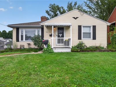 757 Saint Clair Ave
