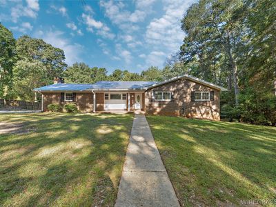 105 Windcreek Ln