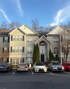 2600 Pennoak Way APT H