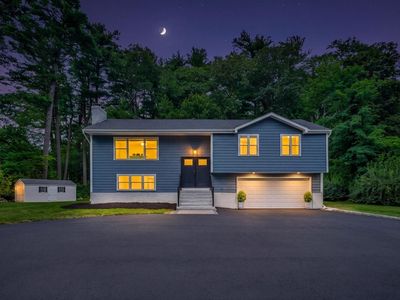 8 Willowdale Dr