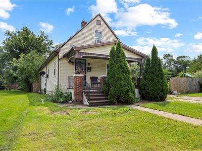 Property at 1674 E 32nd St, Lorain, OH
