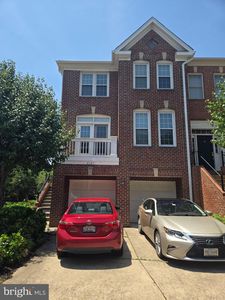 8127 Boss St