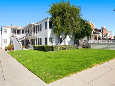 728 G Ave