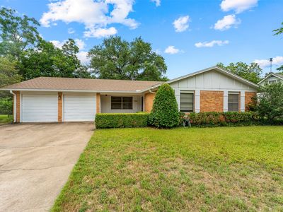 5700 Westlawn Dr