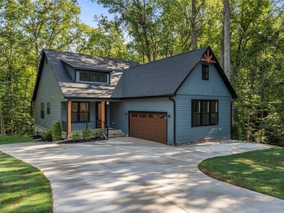 106 Armory Ct