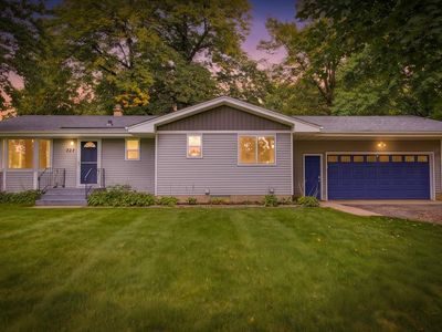 Property at 727 Tanglewood Dr, Shoreview, MN