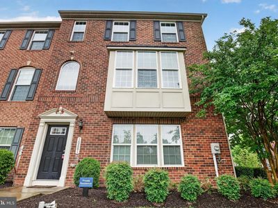 10881 Finsbury Aly